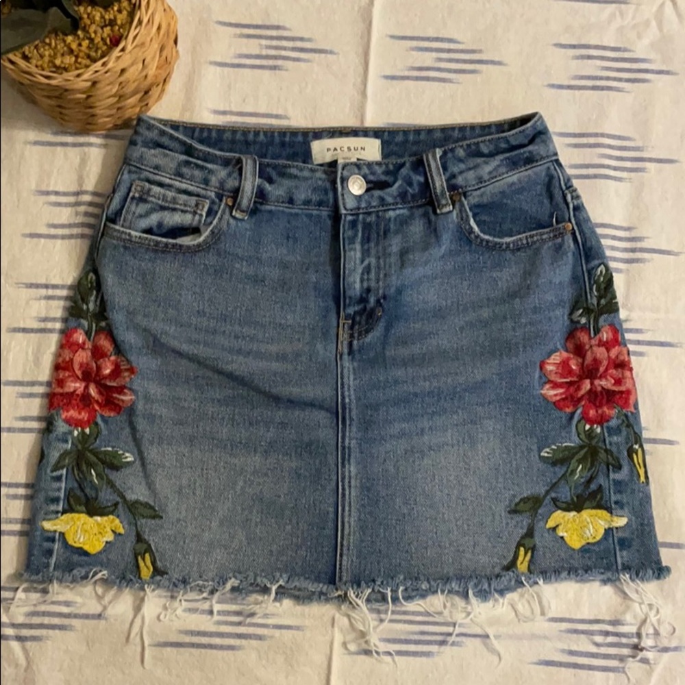 PacSun floral embroidered denim skirt